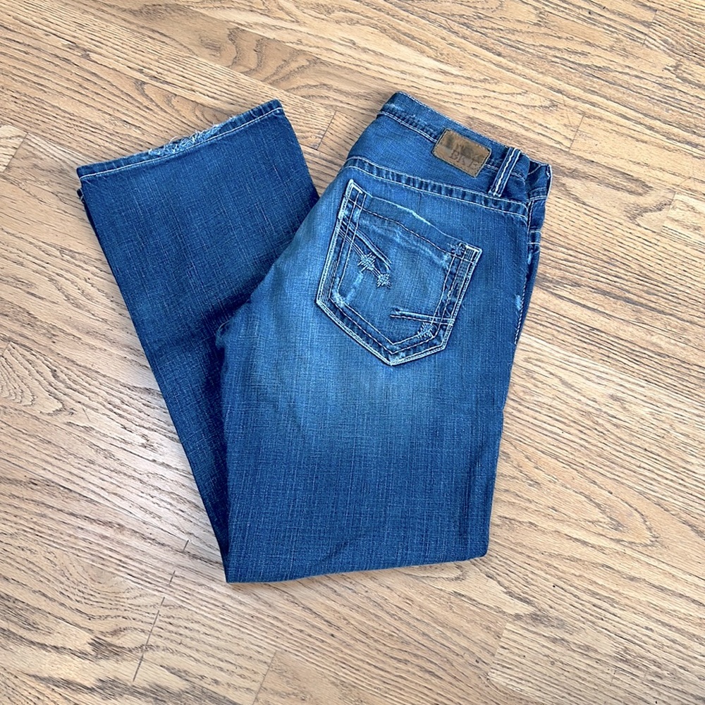 32W x 30L Short Derek BKE denim jeans